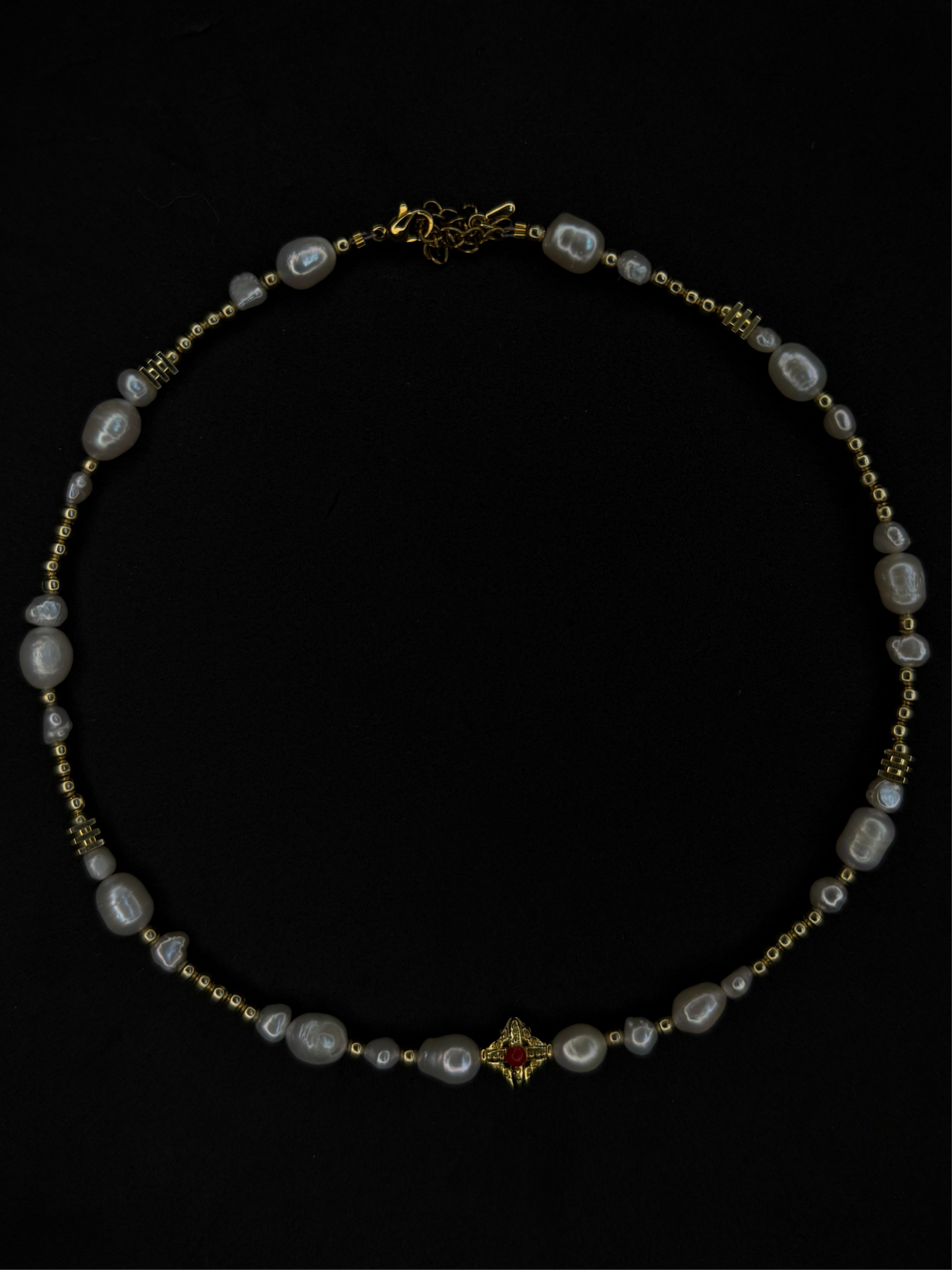 Women’s Reversible Red/Blue Pearl Necklace - White/Gold
