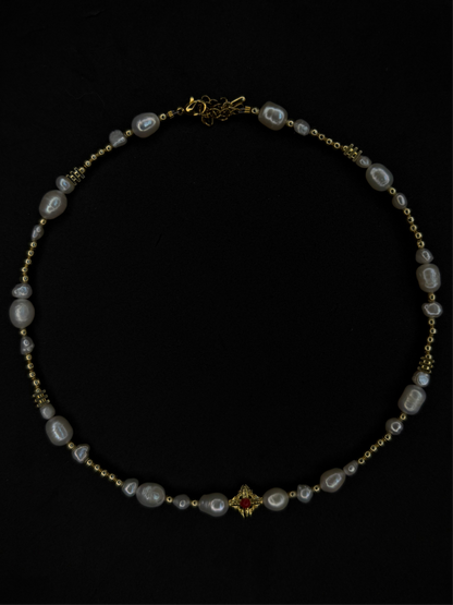 Women’s Reversible Red/Blue Pearl Necklace - White/Gold