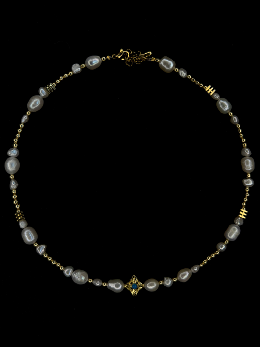 Women’s Reversible Red/Blue Pearl Necklace - White/Gold
