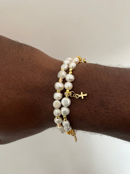 Cross Charm Freshwater Pearl Bracelet Gold - White/Gold