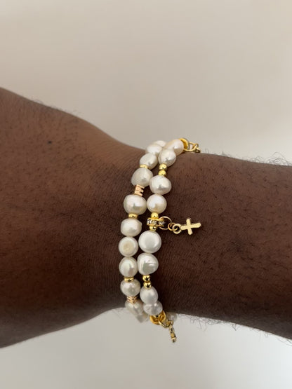 Cross Charm Freshwater Pearl Bracelet Gold - White/Gold